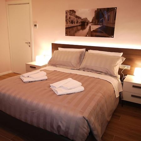 2 Navigli Bed & Breakfast Milano Dış mekan fotoğraf